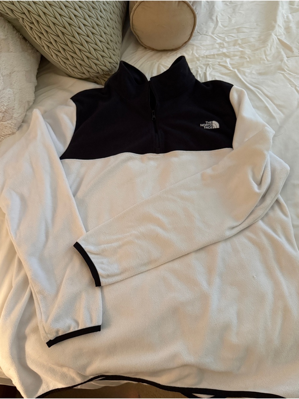 The North Face Women’s Half-Zip Fleece Pullover - Black & White. 2 small holes